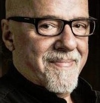 El autor brasileño se mete en la piel de Mata Hari